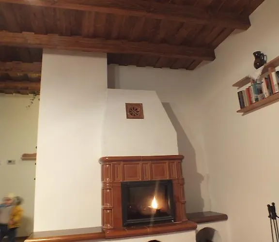 Erdoszeli Vendeghaz - *